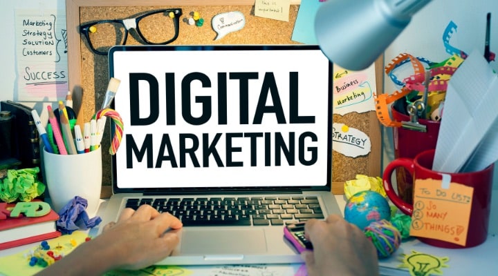 Top 5 Reasons To Work With A Digital Marketing Company