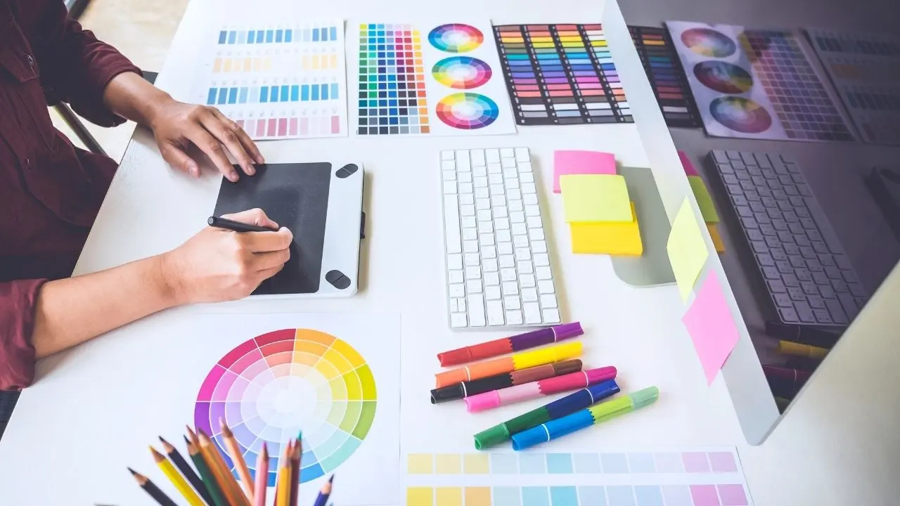 10 Best Online Graphic Design Courses (Free & Paid)
